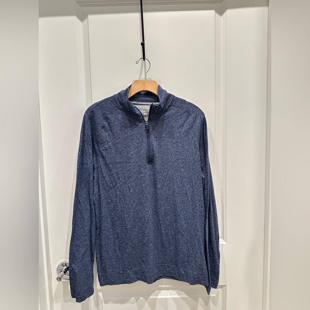 Banana Republic Factory Performance Quarter Zip Pullover, Size Medium